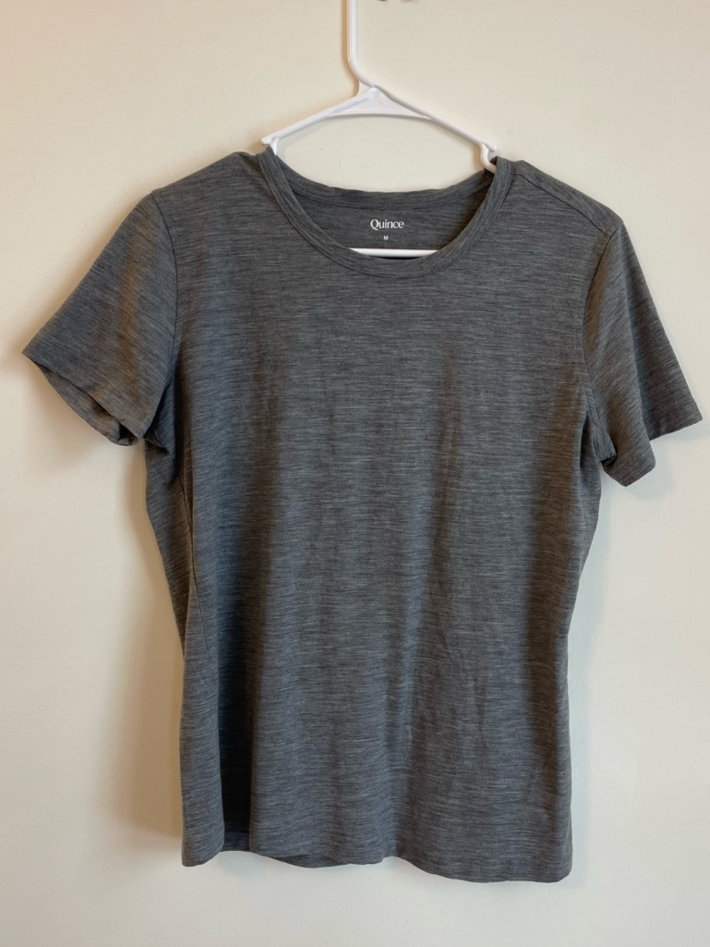 Quince M Gray 100% Merino Wool All Seasons Base Layer Tee Elevated Basic Classic